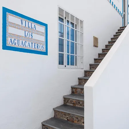 Holiday home Aguacateros *